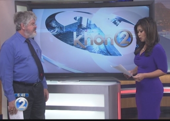 Ask a Doctor: Fatty liver, change in stool, arm numbness and more