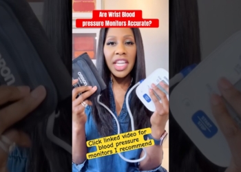 Are WRIST BLOOD PRESSURE MONITORS ACCURATE? 🩸 #shortsfeed #shortsvideo #shorts