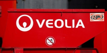 French group Veolia aims $1.2 billion in revenue from data centres, chips by 2030