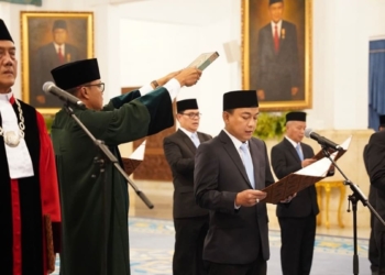 Indonesia arrests chief ombudsman on bribery charges after only 6 days in office