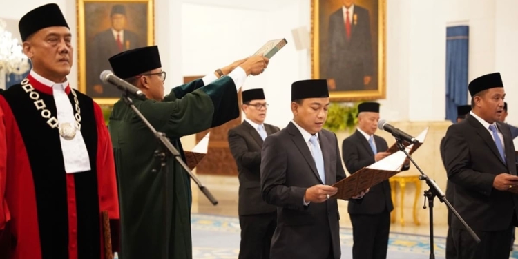 Indonesia arrests chief ombudsman on bribery charges after only 6 days in office