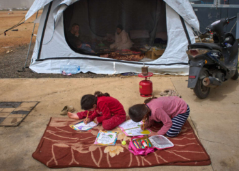 Israel warns of strike on Lebanon-Syria border crossing as attacks continue