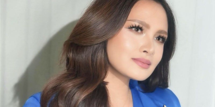 Arny Ross opens up about losing her unborn baby