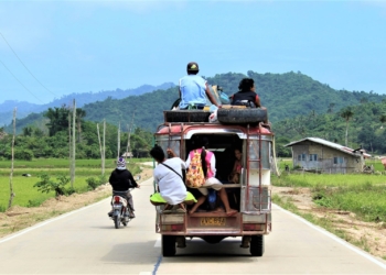 Bittersweet traveling in the Philippines