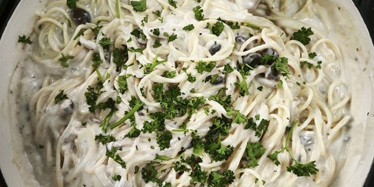Creamy Mushroom Spaghetti for your pasta craving