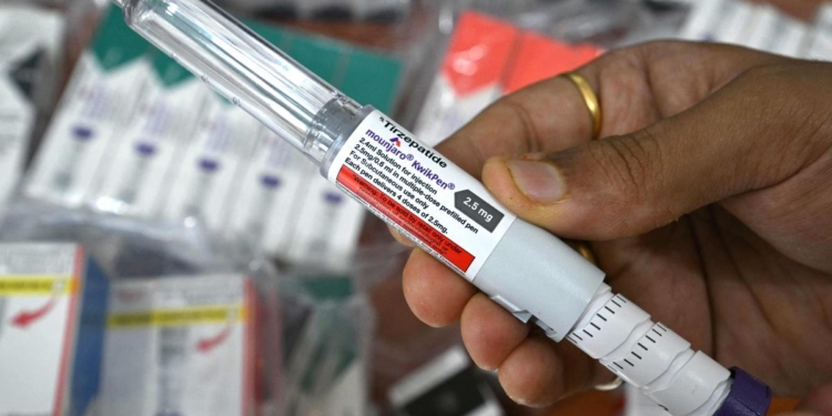 Doctors advise caution on vision risks linked to diabetes, weight-loss drugs