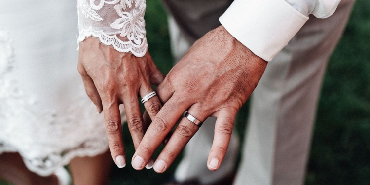 Getting Married Could Lower Your Cancer Risk, Researchers Say