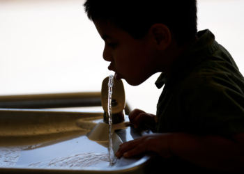 Iran War Has Some U.S. Water Utilities Facing a Fluoride Shortage