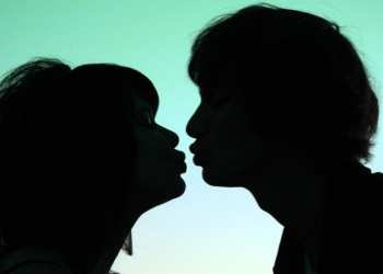 Is Kissing for Celiacs Gluten-Free? Small Study Weighs In