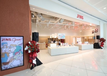 Jins premieres new stores with its most versatile eyewear yet