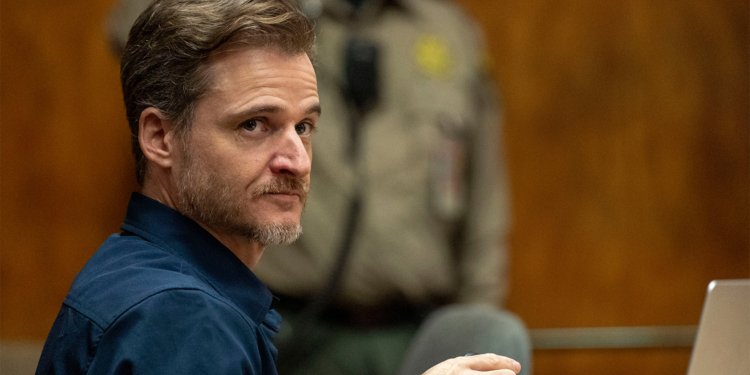 Jurors Deciding Whether Doctor Tried to Kill His Wife During a Hike in Hawaii