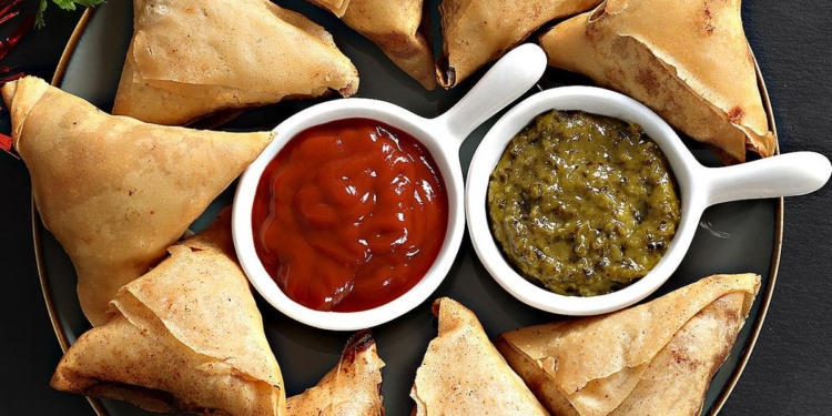 Karnataka issues ‘nutrition advisory’ for official events, bans fried snacks, milk tea, coffee