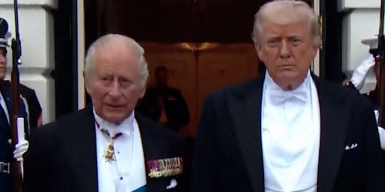 King Charles and Queen Camilla arrive for state dinner