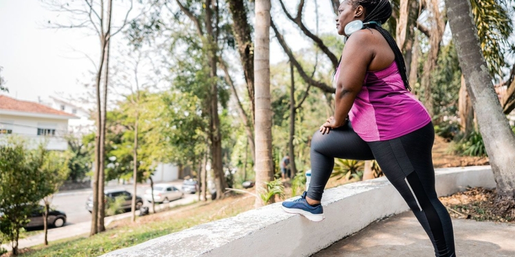 Menopause Before Age 40 Linked to Higher Risk