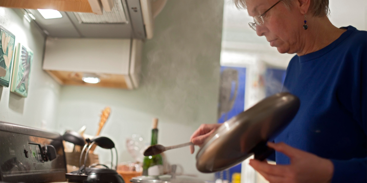 Moderate Diet Change Tied to Renal Benefit in CKD