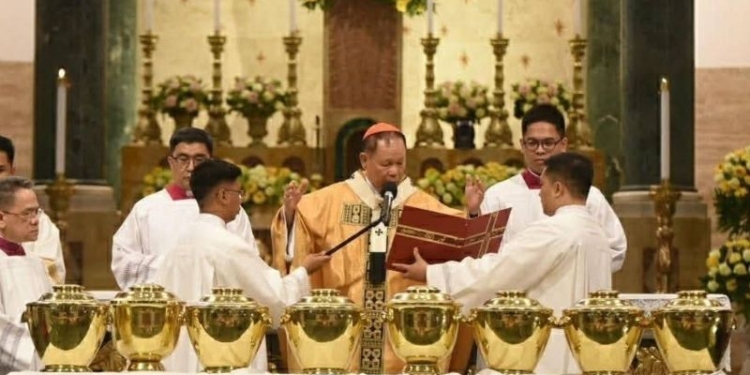 On Maundy Thursday, Advincula urges priests to take care of mental health