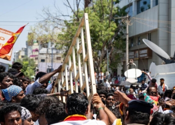 Oppressive weather adds to the election heat this season