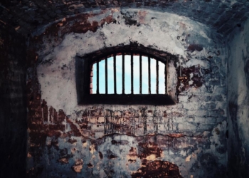 Overcrowding Odisha jails worsens health and hygiene for prisoners, says CAG report