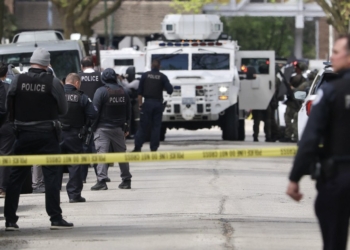 Police officer killed, another in critical condition in shooting at Chicago hospital