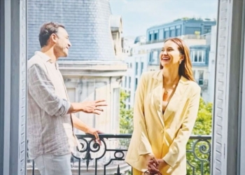Sarah Lahbati searches for Paris apartment in Netflix show
