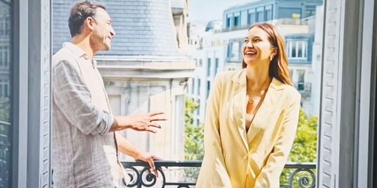 Sarah Lahbati searches for Paris apartment in Netflix show