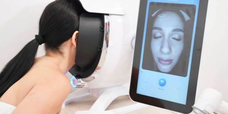 Skin care clinic launches AI-powered analyzer