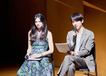 Song Joong Ki, wife Katy Louise Saunders make first public appearance