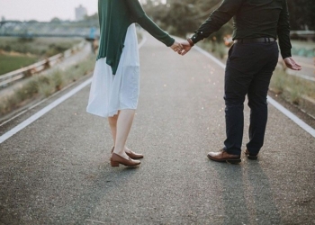 Swept away by your new romance? How to identify red flags in a relationship