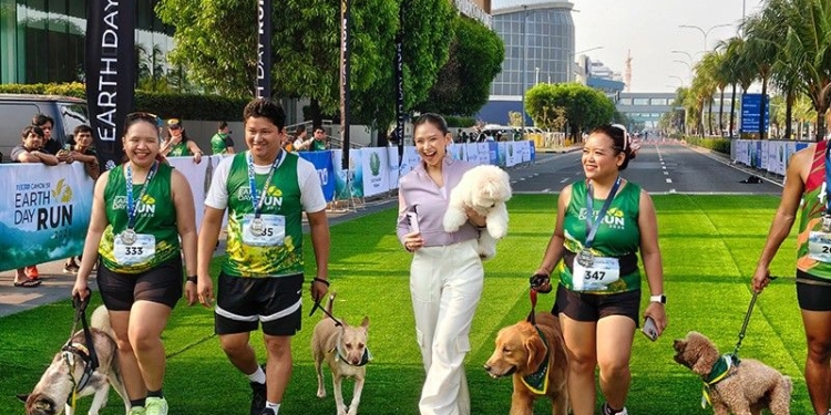 Tecno Camon 50 Series powers massive Earth Day Run Manila with over 15,000 participants, Sarah Geronimo