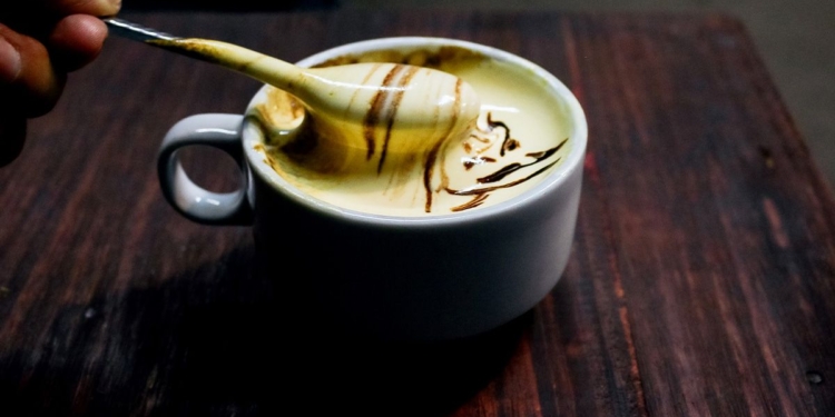 Viral ‘Egg Coffee’ Drink May Pose Food Safety Risk