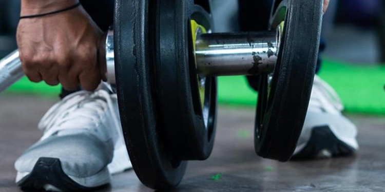 What happens to your muscles when you stop working out?