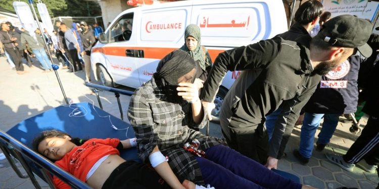 When war reaches the ward