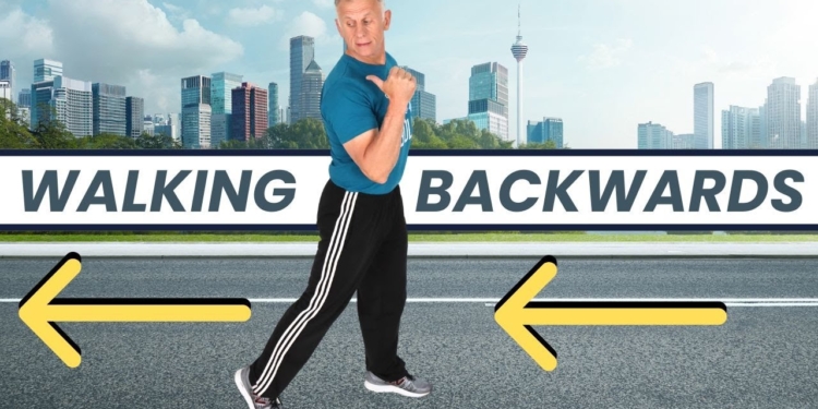 #1 Reason You Should Walk Backwards 1x / day (15 min)
