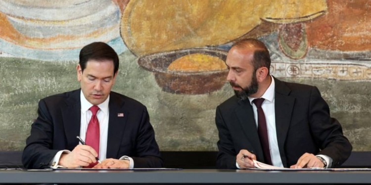 US and Armenia sign partnership agreement ahead of Armenian election
