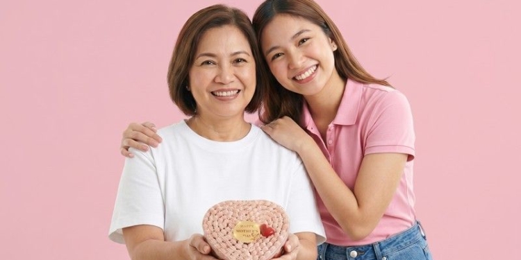 5 meaningful ways to celebrate Mom this Mother