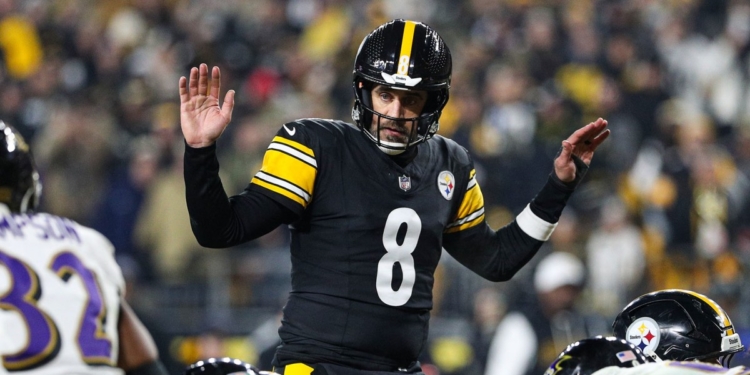Aaron Rodgers returning to Steelers for 22nd NFL season, per reports