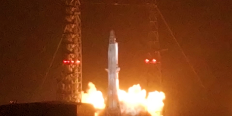 Blue Origin's New Glenn rocket explodes during engine-firing test in Florida