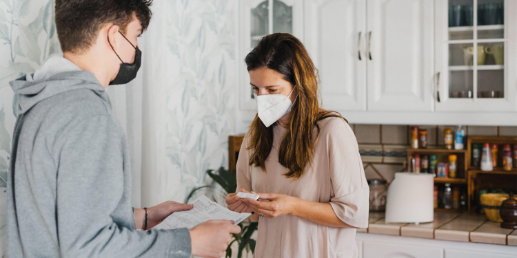 COVID Antiviral Can Prevent Household Contacts From Catching Virus
