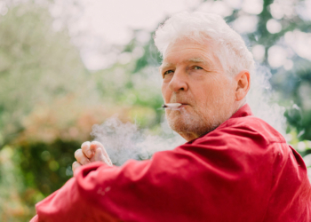 Here's What Medical Marijuana Can Do for Older Patients