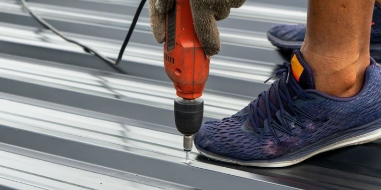 Homeowners urged to take advantage of summer season for repairs