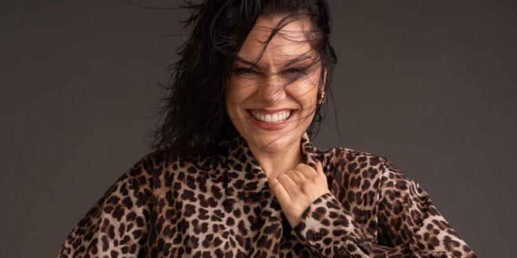 Jessie J cancer-free a year after early diagnosis