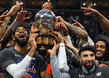 New York Knicks advance to first NBA Finals since 1999