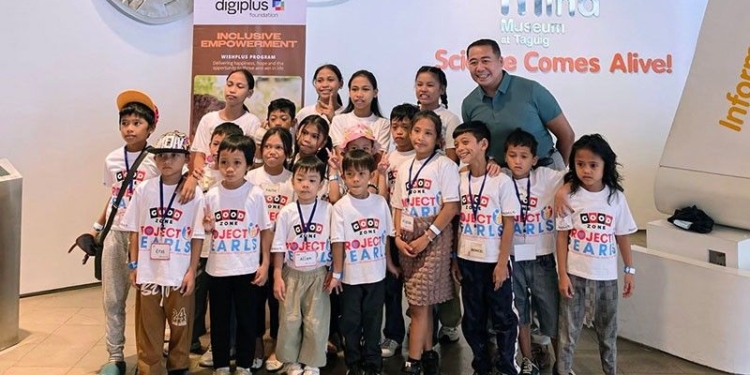 'Pitik Queen' treats Tondo kids to their first museum visit