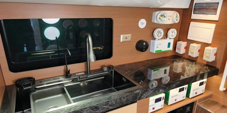 Roving showroom bus brings lighting, power solutions to consumers
