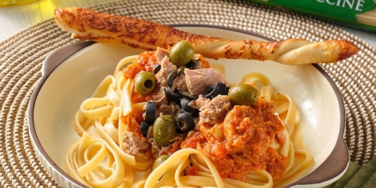 Tuna Puttanesca ala Vodka Sauce