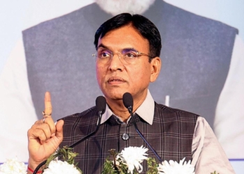 Union Minister Mansukh Mandaviya rolls out nationwide free annual health check-up initiative for workers